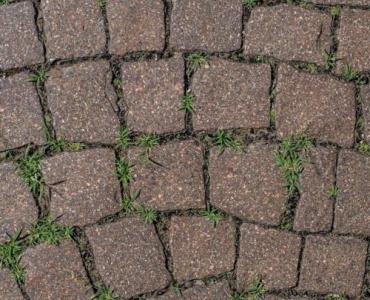 Blask pod stopami: bezpieczne odświeżanie kostki brukowej myjką ciśnieniową