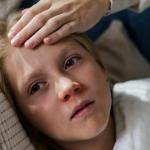 Trzydniowa zagadka malucha: gorączka dziś, wysypka jutro — rozpoznaj roseolę bez stresu